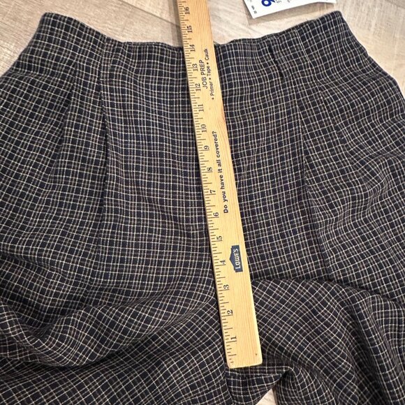 LIZ CLAIBORNE WOMENS SIZE 16 PRE A PORTER SHORTS BLACK PLAID NEW - Picture 6 of 9
